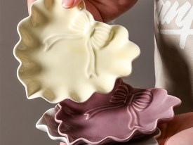 Molde silicona corazon con volados y moño